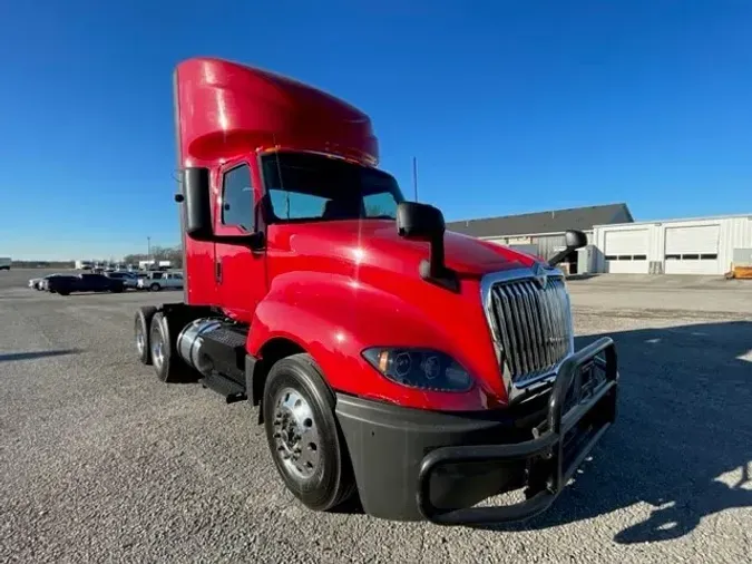 2019 INTERNATIONAL LT625