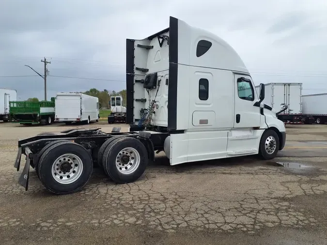 2020 FREIGHTLINER NEW CASCADIA PX12664