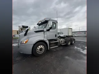 2018 FREIGHTLINER NEW CASCADIA PX12664