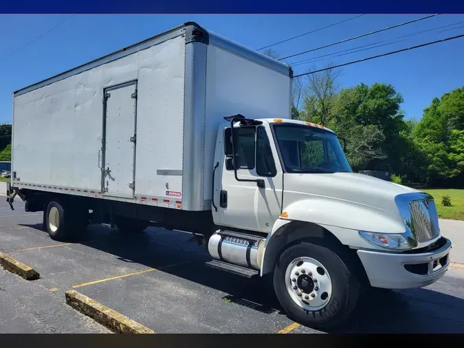 2019 NAVISTAR INTERNATIONAL 4300