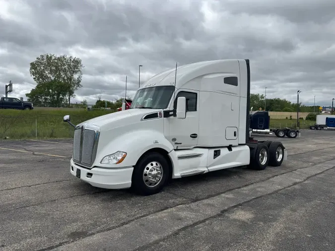 2022 Kenworth T680