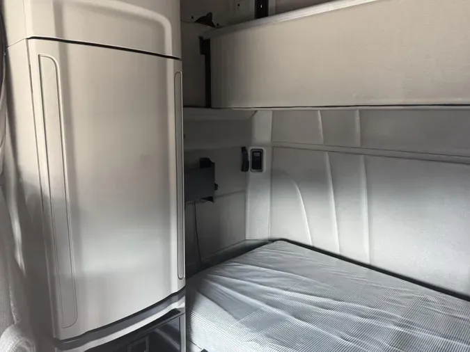 2021 Peterbilt 579