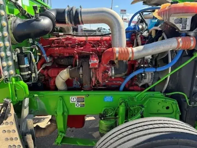 2019 Peterbilt 389
