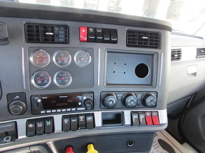 2022 Kenworth T680