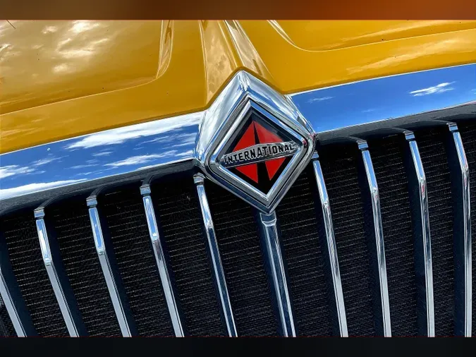 2019 INT LT625 6x4