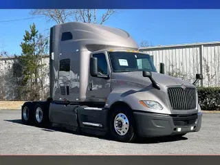 2022 INT LT625 6x4