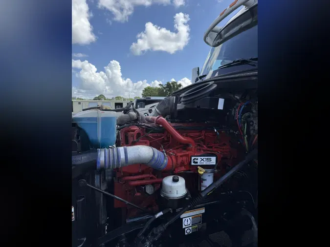 2020 Peterbilt 579