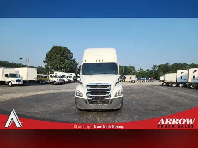 2021 FREIGHTLINER CA126