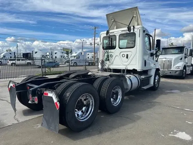 2018 Freightliner Cascadia12202fd523cd66d8bf1edd5a4ad04656