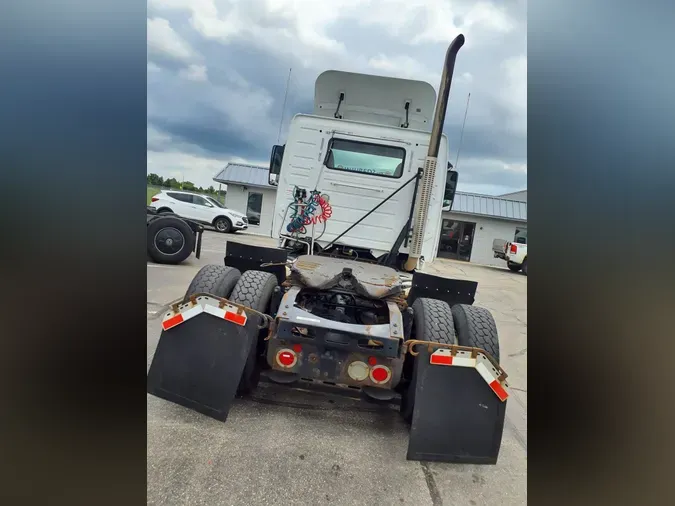 2016 VOLVO VNL42TRACTOR