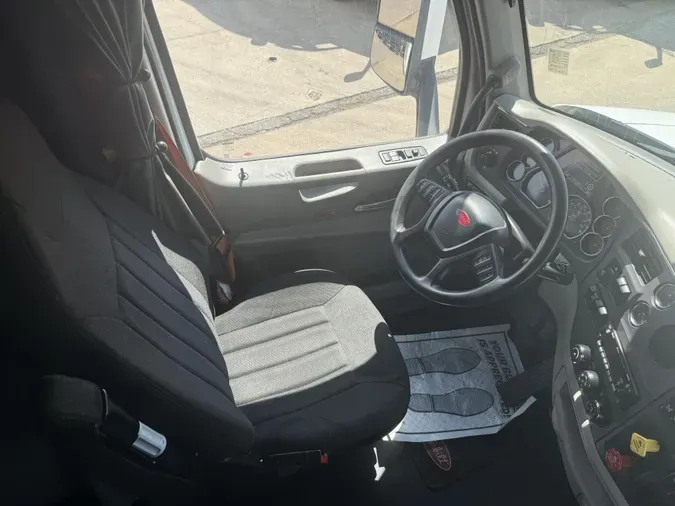2021 Peterbilt 579