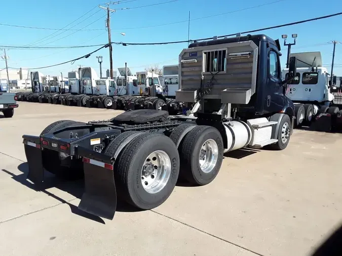 2019 FREIGHTLINER/MERCEDES NEW CASCADIA 116122c051c16080be294d6c6fe9a38d568