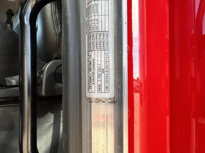 2022 Peterbilt 389