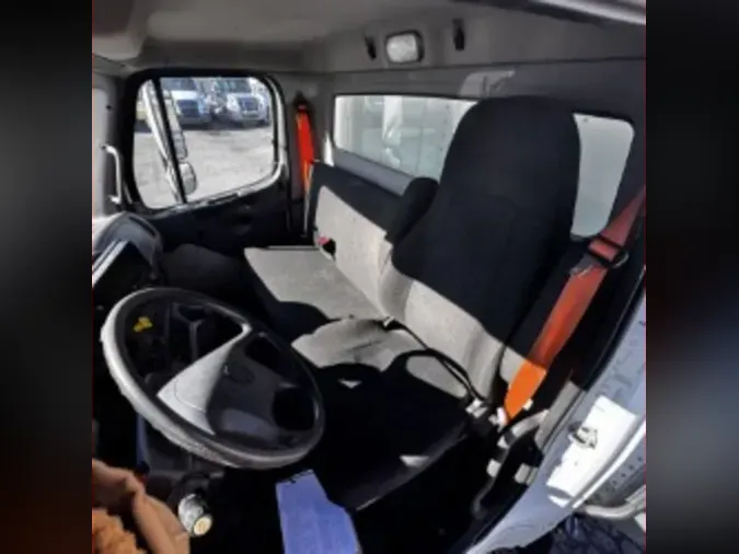 2020 FREIGHTLINER/MERCEDES M2 106