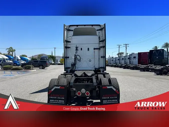 2022 FREIGHTLINER CA116