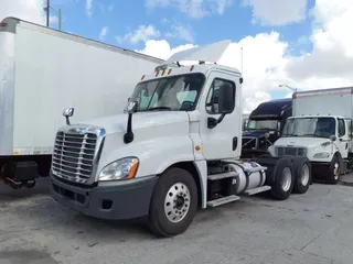 2016 FREIGHTLINER/MERCEDES CASCADIA 125