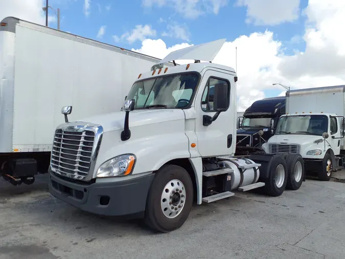 2016 FREIGHTLINER/MERCEDES CASCADIA 12512319d2830e812ca14860f767be287c6