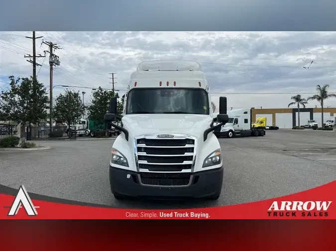 2021 FREIGHTLINER CA116
