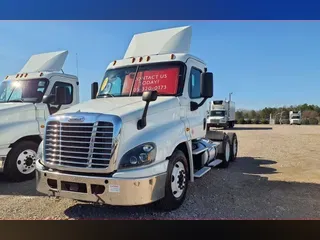 2019 FREIGHTLINER/MERCEDES CASCADIA 125