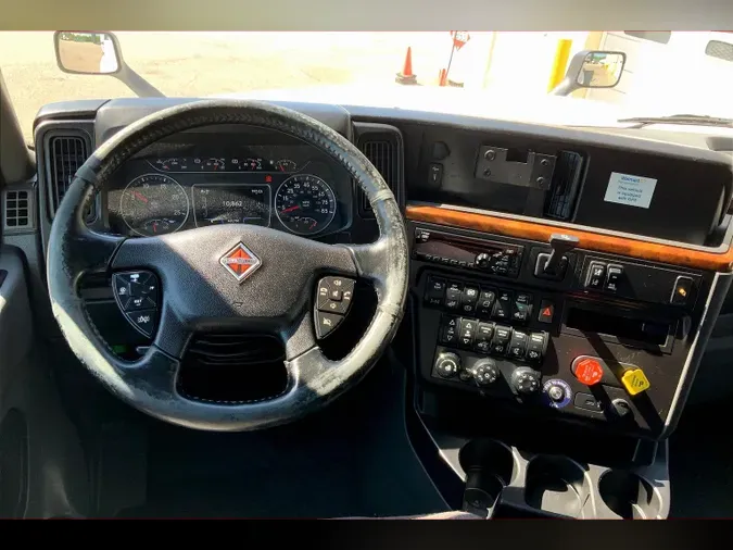 2021 INT LT625 6x4
