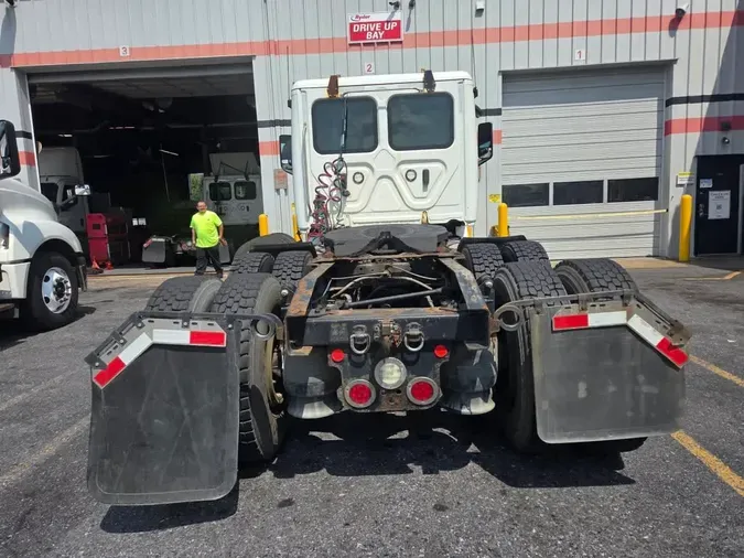 2019 FREIGHTLINER NEW CASCADIA PX12664