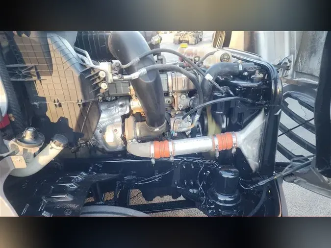 2021 FREIGHTLINER CA126