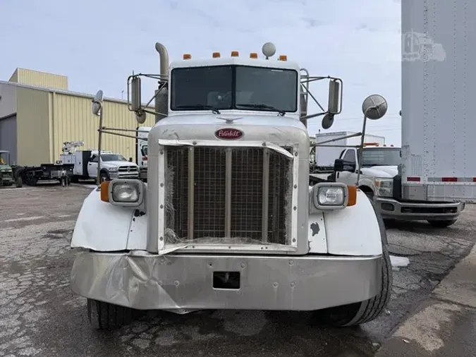 2003 PETERBILT 357