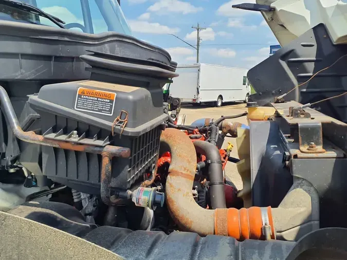 2016 NAVISTAR INTERNATIONAL 4300