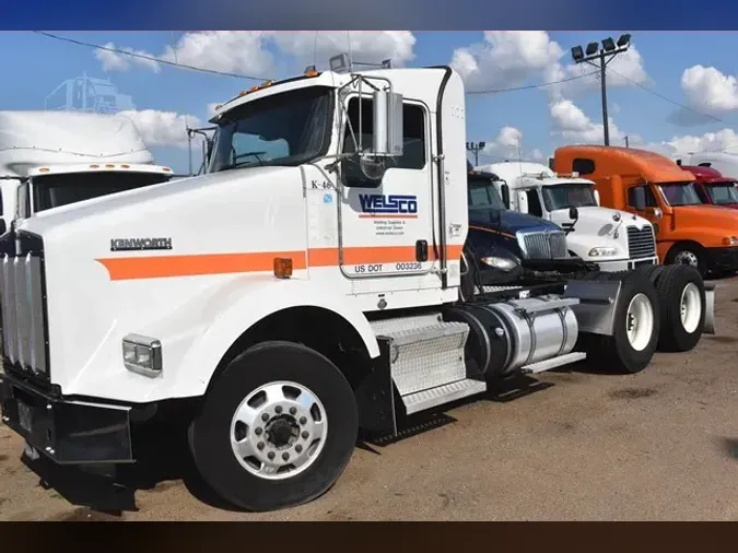 2017 KENWORTH T800