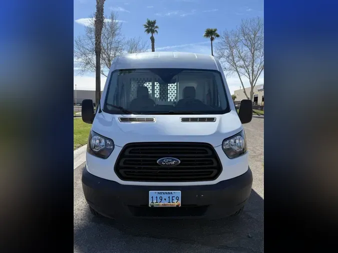 2019 FORD MOTOR COMPANY TRANSIT 250 MED ROOF