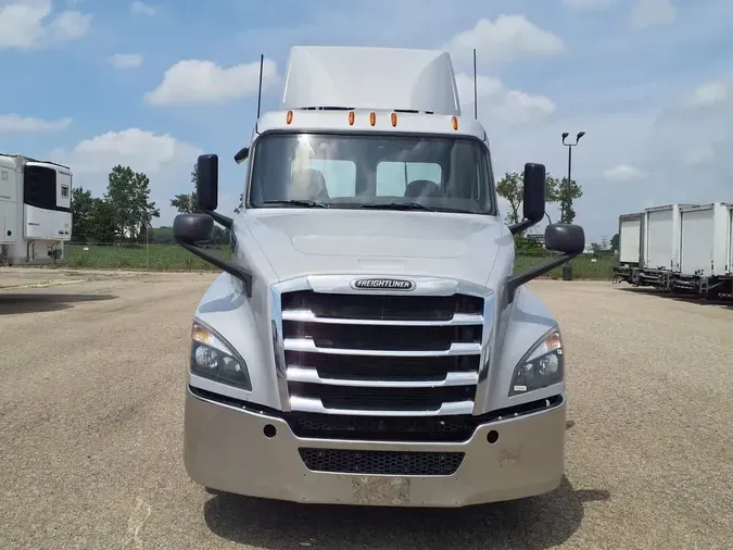 2020 FREIGHTLINER/MERCEDES NEW CASCADIA PX12664