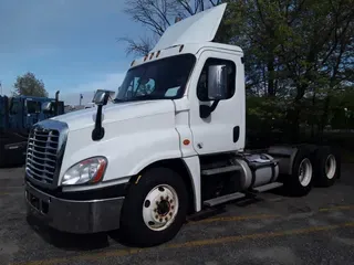 2017 FREIGHTLINER CASCADIA 125