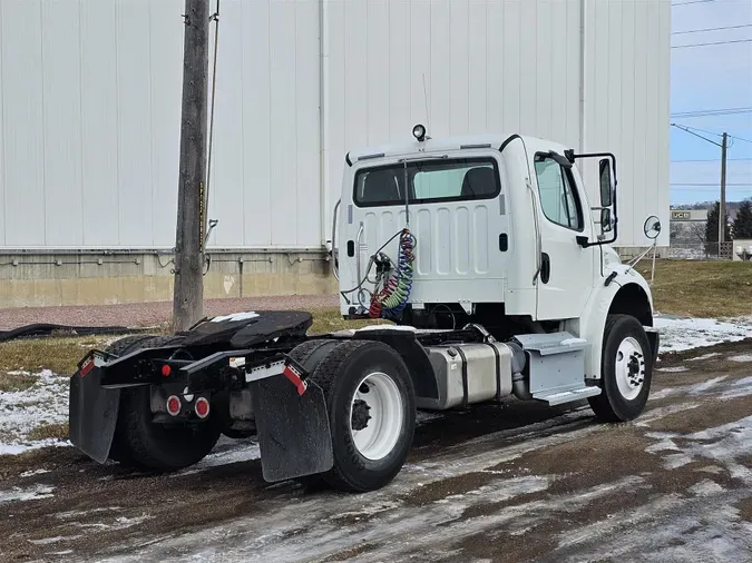 2017 Freightliner M2 106