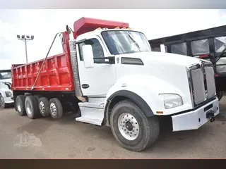 2021 KENWORTH T880