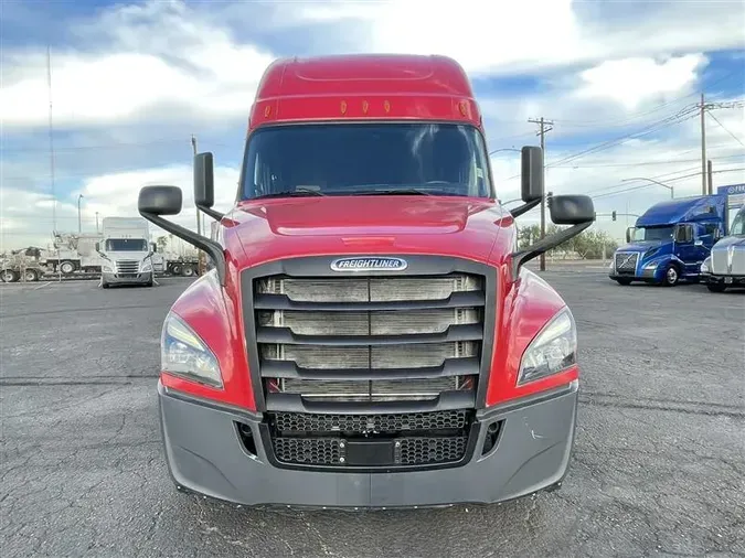 2020 FREIGHTLINER CASCADIA