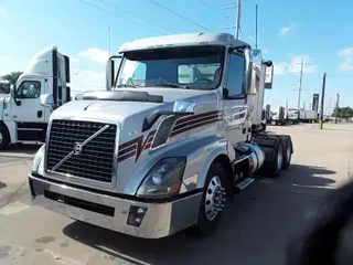 2014 Volvo VNL64TRACTOR