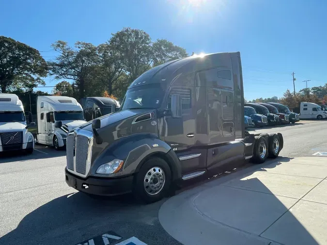 2021 Kenworth T680