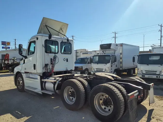 2022 FREIGHTLINER/MERCEDES NEW CASCADIA PX12664124fe8e961e0c48f545862e8b129e15a