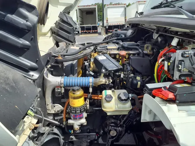 2019 FREIGHTLINER M2 106