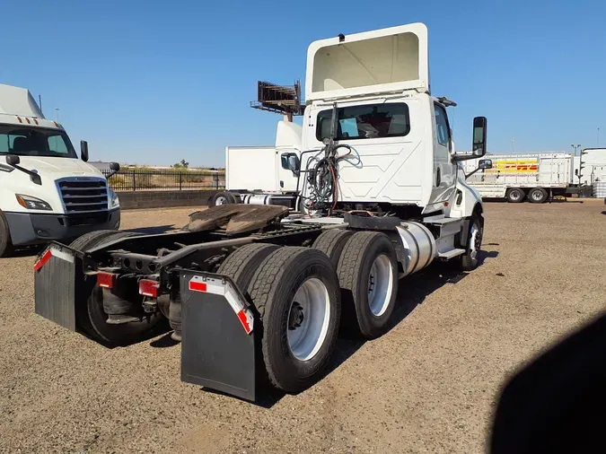 2019 NAVISTAR INTERNATIONAL LT625 DAYCAB T/A