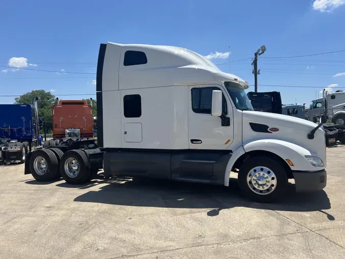 2021 Peterbilt 579