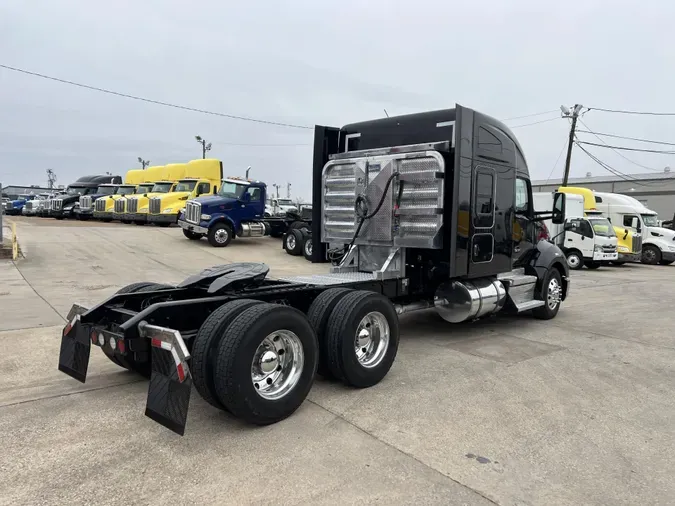 2022 Kenworth T680