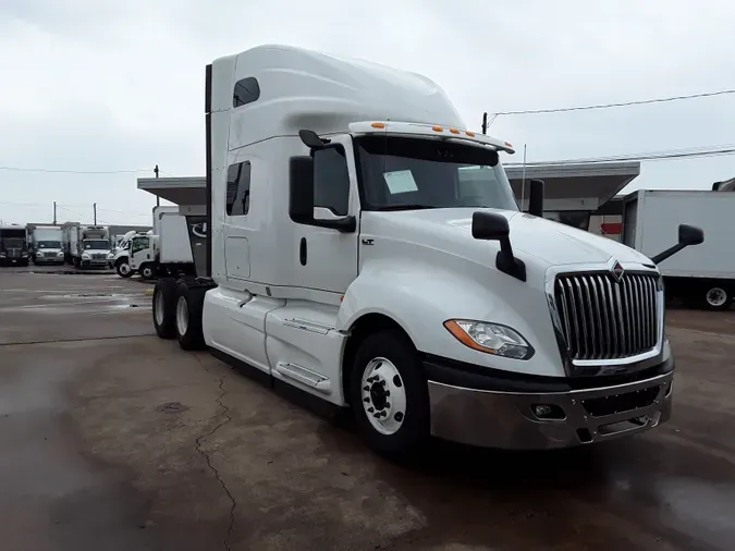 2019 NAVISTAR INTERNATIONAL LT625 SLPR CAB