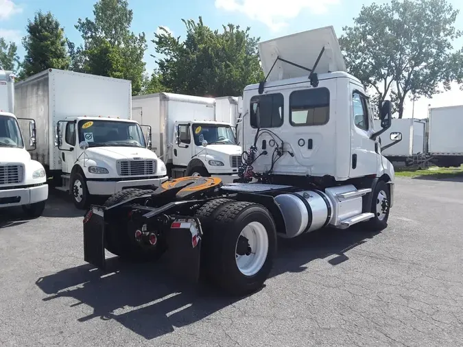 2020 FREIGHTLINER/MERCEDES NEW CASCADIA 116126f1b4463bf930bccf9d72bfada3e2c