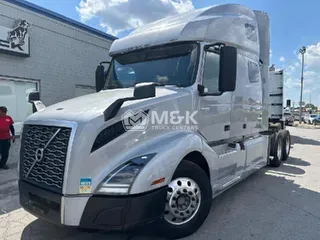 2019 VOLVO VNL64T760
