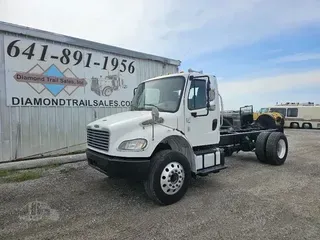 2015 FREIGHTLINER BUSINESS CLASS M2 106