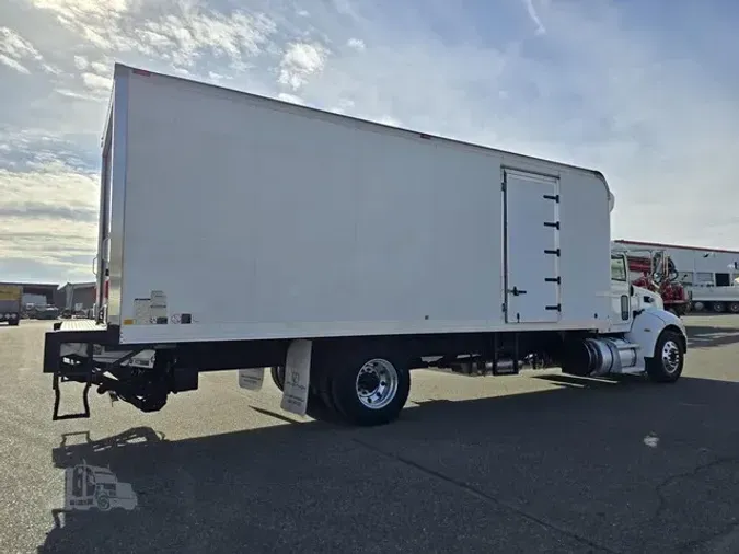 2017 PETERBILT 337