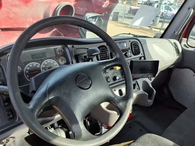 2019 FREIGHTLINER/MERCEDES M2 10612759f041d2898bab7c52b2e0244365f