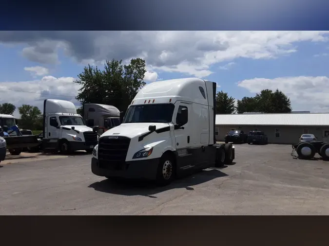 2022 Freightliner Cascadia 1261277f311b85fb2b70ff8a420b1de9272