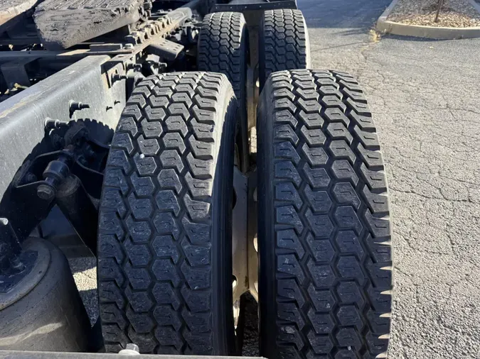 2022 International LT625127a2a1ce89081324a42623cb6c24e9c